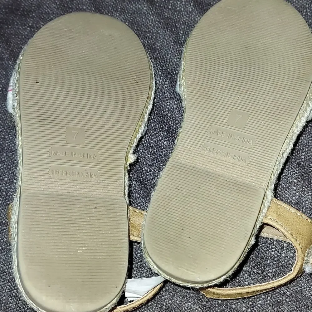 OLD navy kids girls Sandals size  7